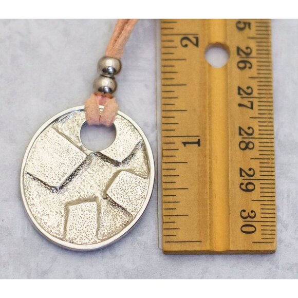 18 inch, Vintage Peach Donut Ring Cord Silver Tone Necklace - CO1 - Picture 3 of 3